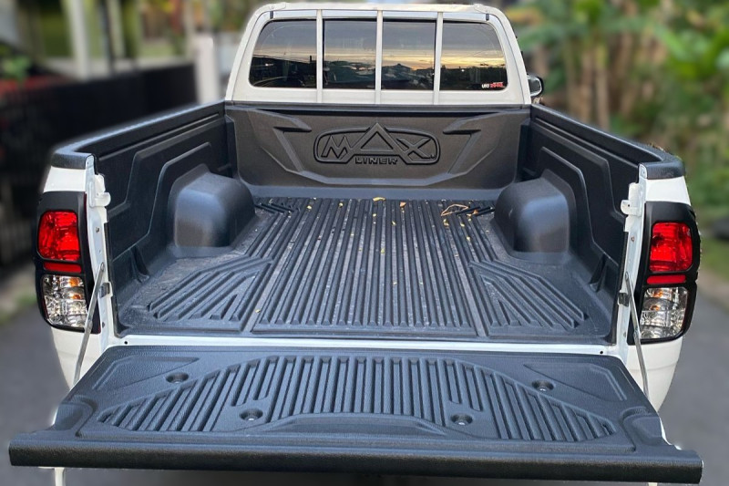 Mobil Bekas Toyota Hilux 2.0 SC 4x2 M/T 2019