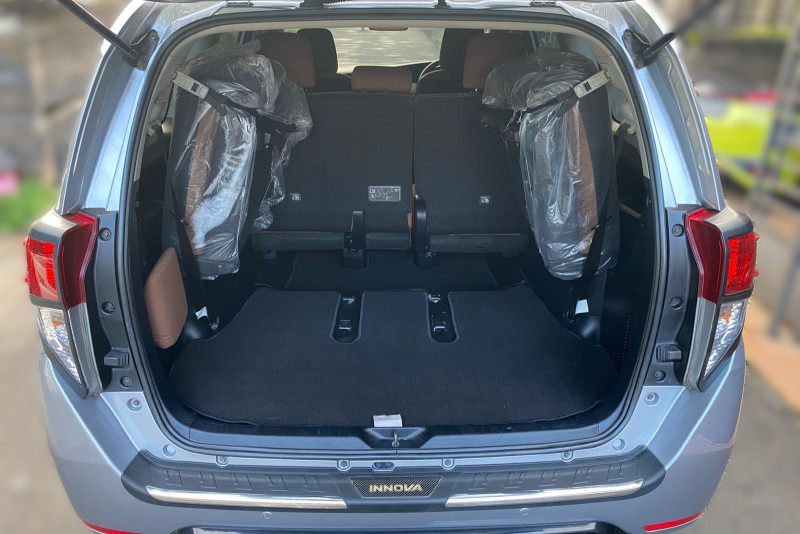 Mobil Bekas Toyota Innova G A/T 2016